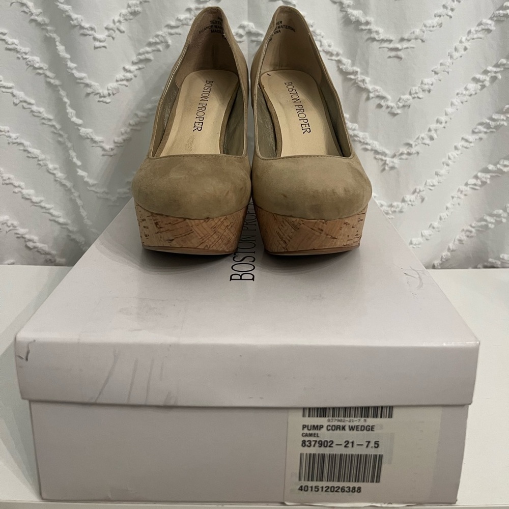 Boston Proper tan 4-1/2” cork wedges (Size 7.5)